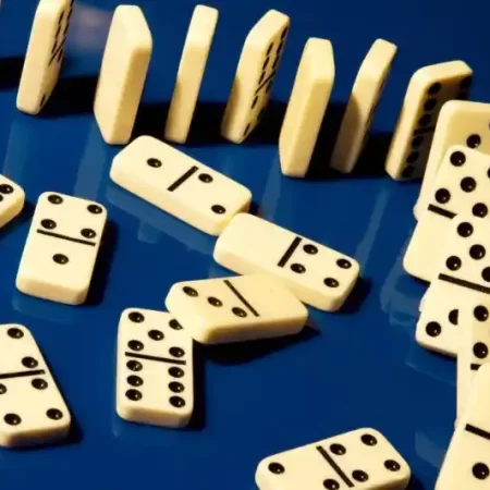 Chơi cờ domino – Những điều mà người mới chưa biết