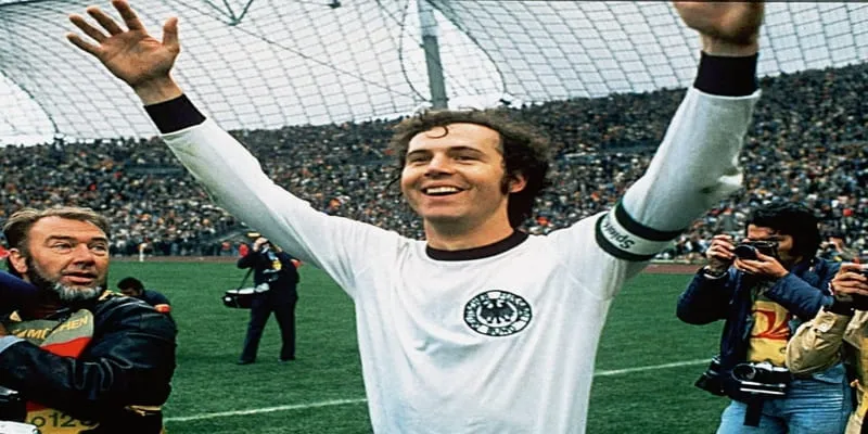 Hậu vệ Franz Beckenbauer